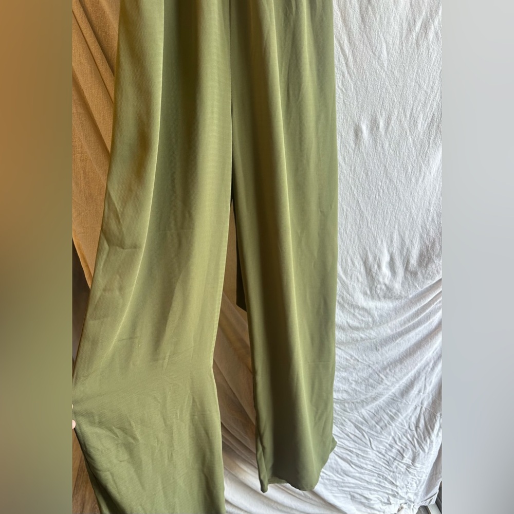 Jolashes Olive Green Crochet Lace Wide-Leg Jumpsuit – Size Small - Picture 2 of 5